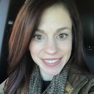 Meet your Posher, Lacey